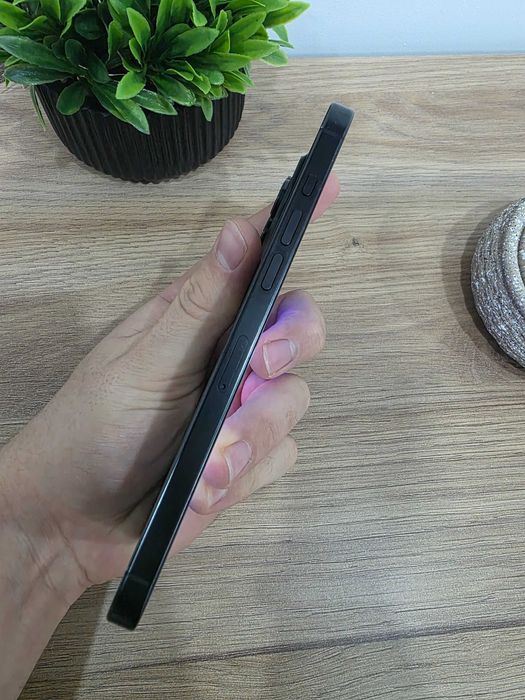 iPhone 16 Pro Max 256GB • Батерия 96% • 284 цикъла • Физическа SIM