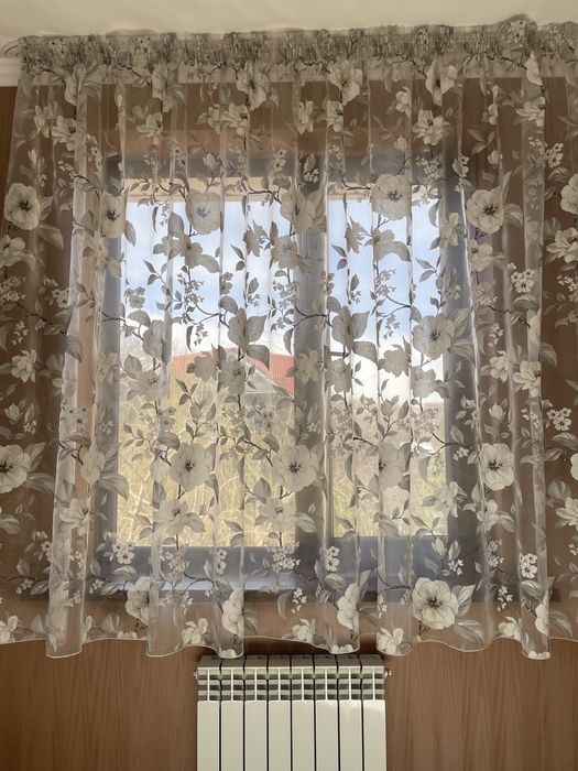 Тюль на окна 2 штуки