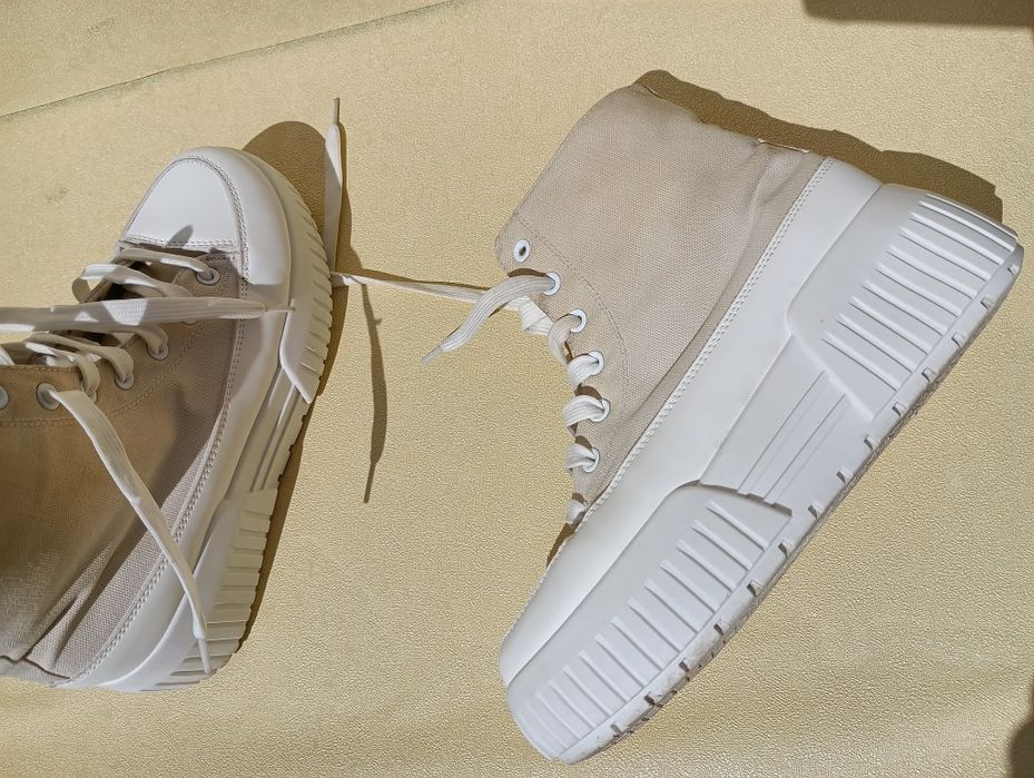 Кецове на платформа N 39 - 25 лв