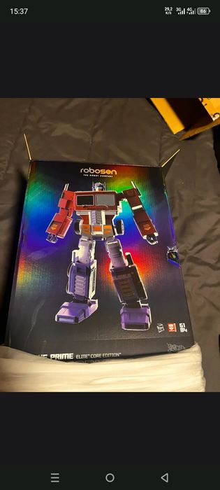 Робот Оптимус Прайм от Robosen. Реальный трансформер. Optimus prime.