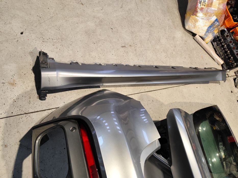 Bara spate M BMW X6 f16. Prag M. Haion BMW X6 F16. 2014-2019