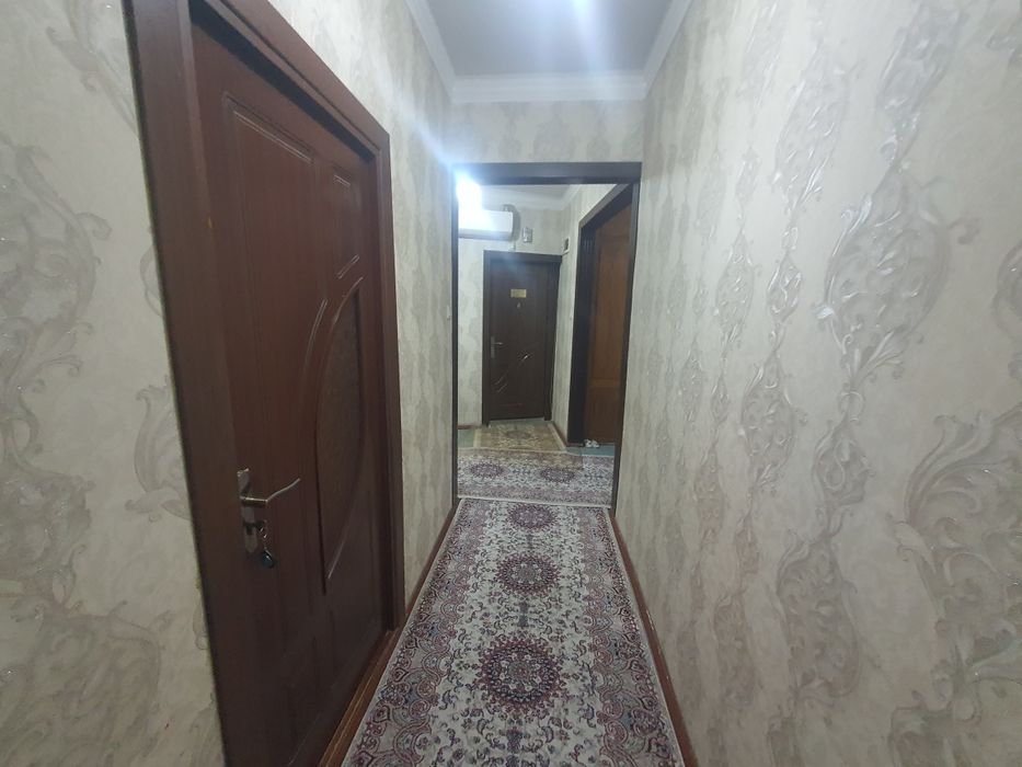 Algaritmda 4 xonali 96 kv.m.  kvartira sotiladi
