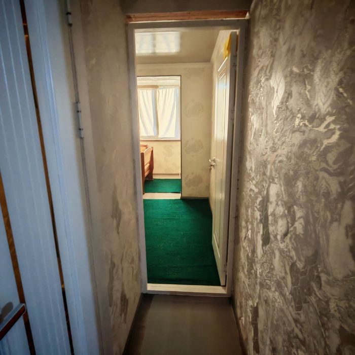 Микрорайонда 2хонали квартира срочна ижарага берилади