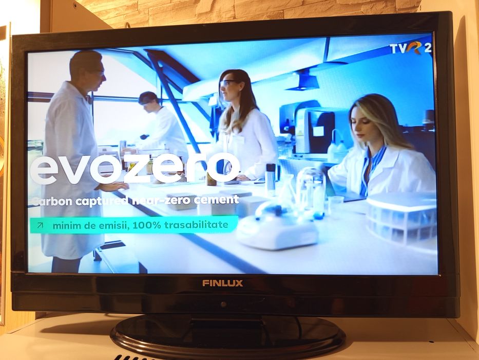 TV . FINLUX -61cm
