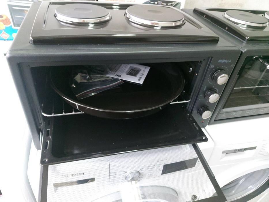 Печка тип 'Раховец'
Чисто нова
Цена:130евро
Два котлона
Горен и долен