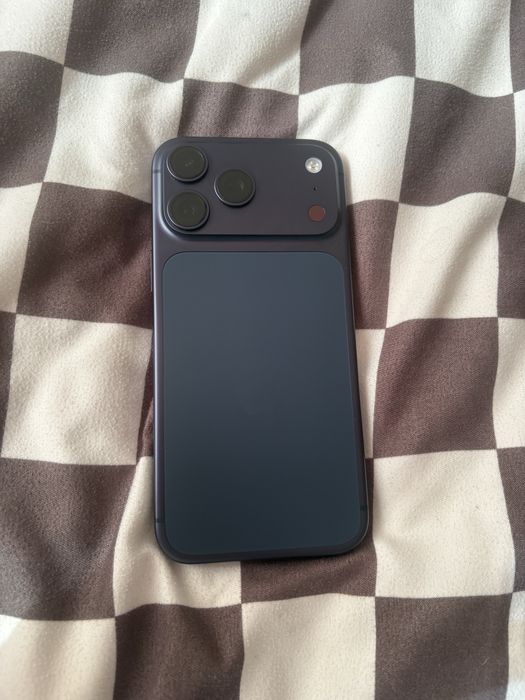 Iphone 17 pro max 100% 256gb