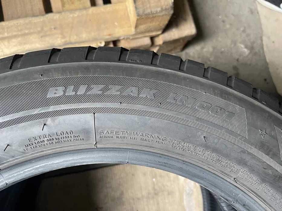 225/60 R18 Bridgestone Blizzak