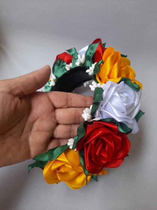 Китки за глава подходящи за народна носия