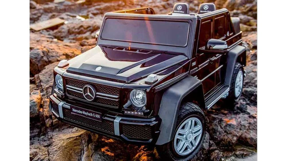 Акумулаторен джип Mercedes G650 Maybach  4x4 12V,MP3, с меки гуми