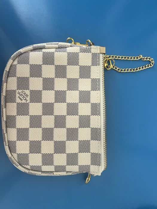 Louis Vuitton клъч/портмоне