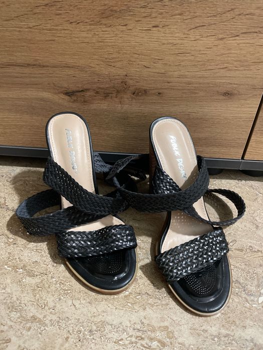 Черни високи токчета рм 37