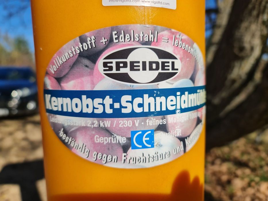 Дробилка за ябълки Speidel, 2,2 kW, като нова, оригинална цена 1875 лв