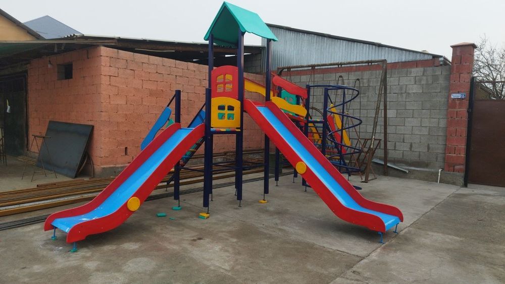 Workout plashadka, detskiy plashadka