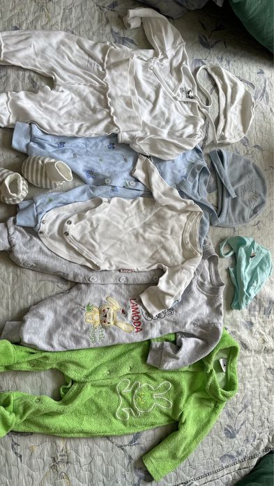 Вещи для новорожденого