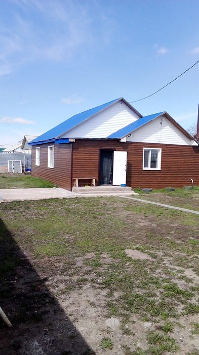 Продам дом с большой территорией