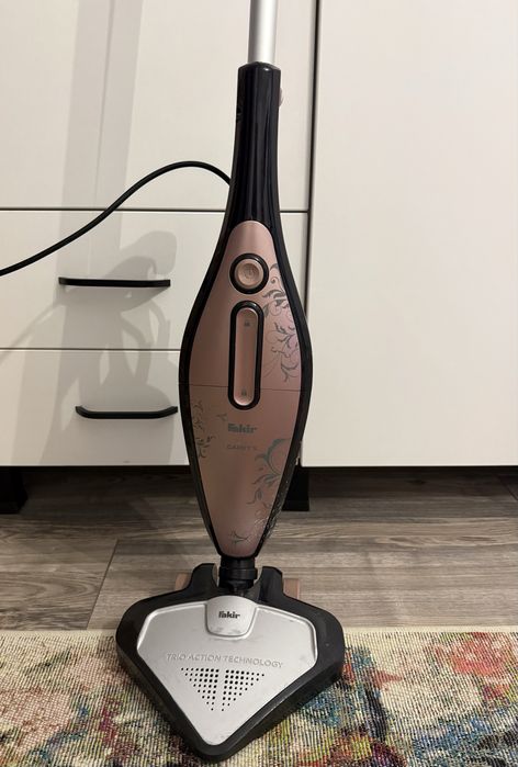 Aspirator vertical cu fir Fakir