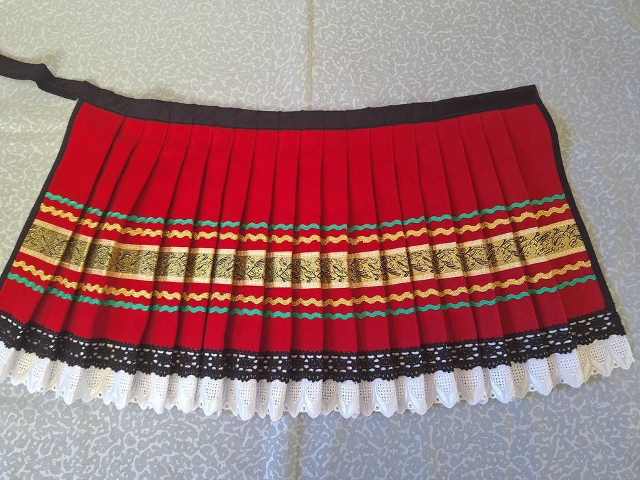 Народна носия 3-5 г. - 130 лв