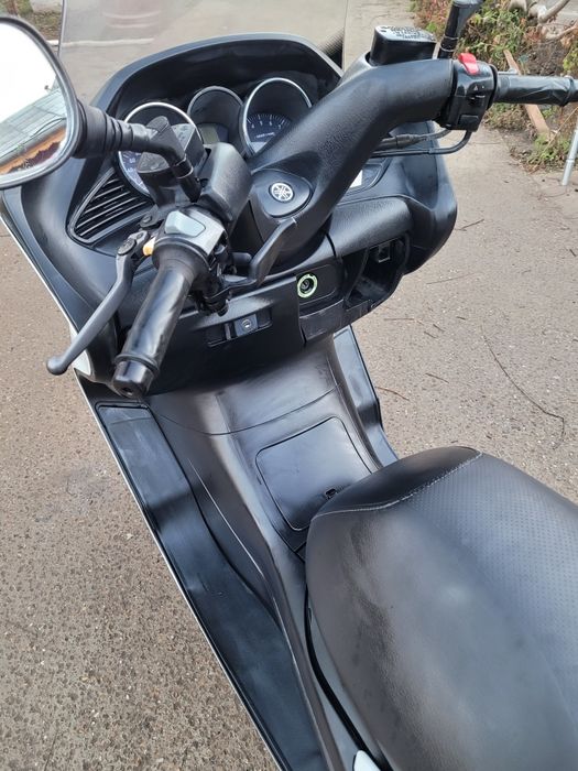 Yamaha majesty 400