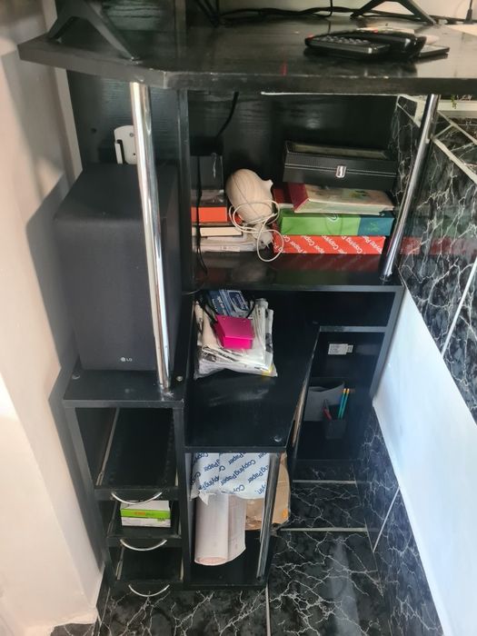 URGENT AZI - Piesa mobilier living