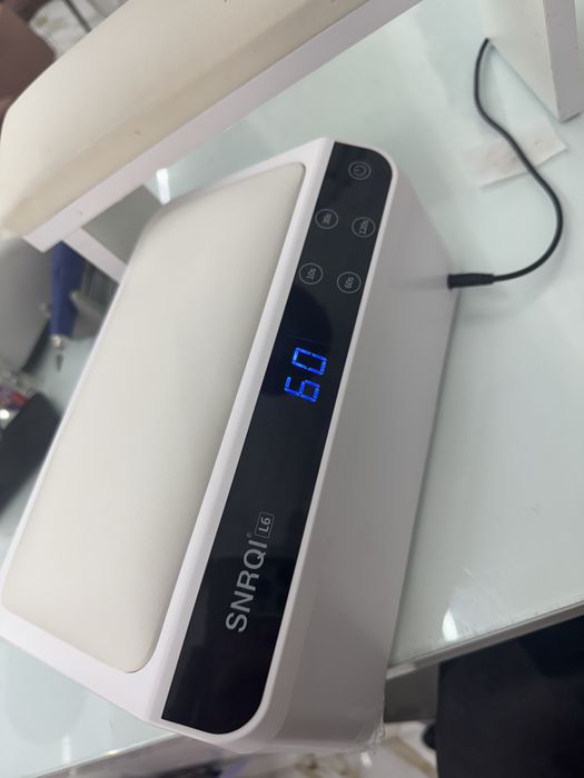 Лампа для маникюра