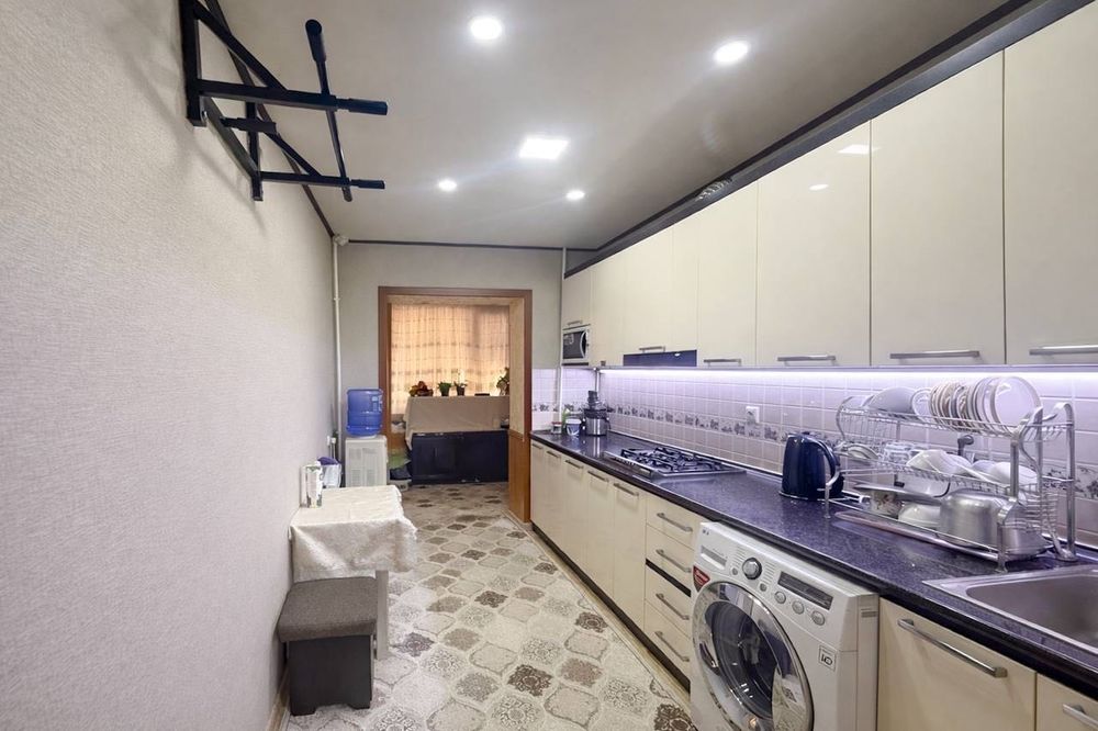 Паркенский 90m2 77-Серия 4/2/4 квартира кирпич четырехкомнатная