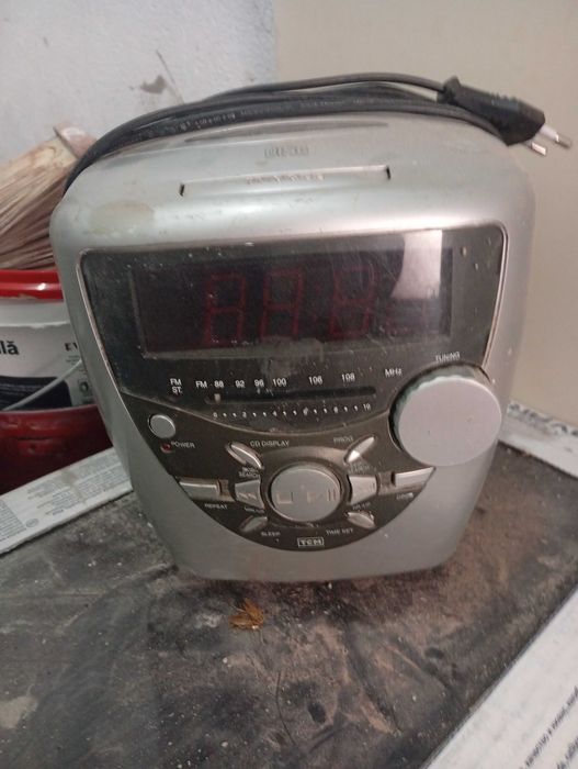 Radio-uri mici model mai vechi