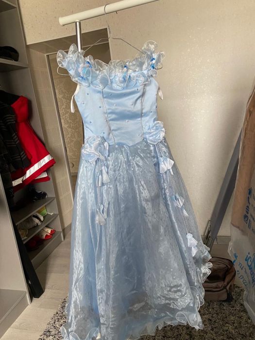 Детское нарядное платье в аренду