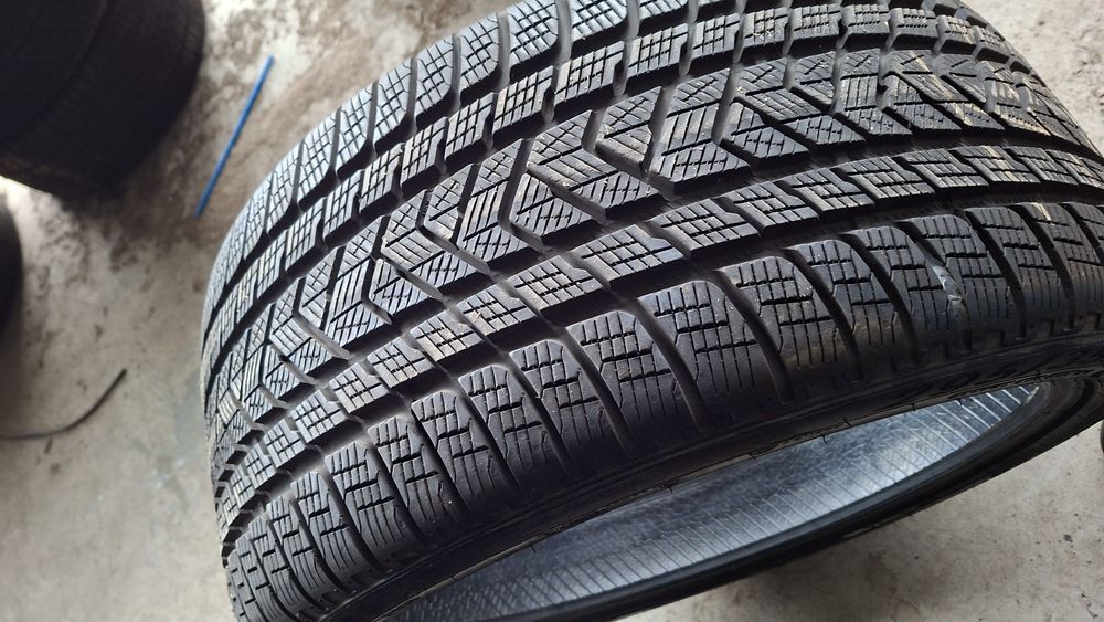 1buc 295 35 R21 Pirelli iarna M+S cauciuc anvelopa ms 21