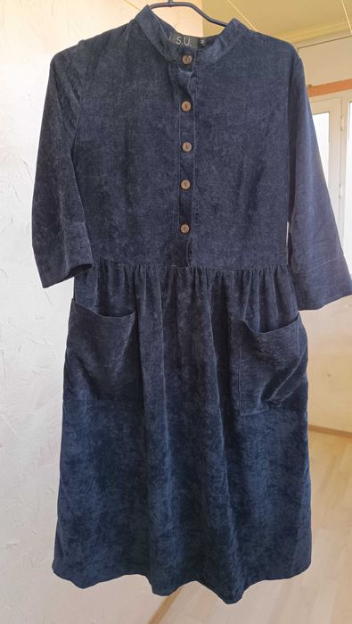 Платье вельветовое