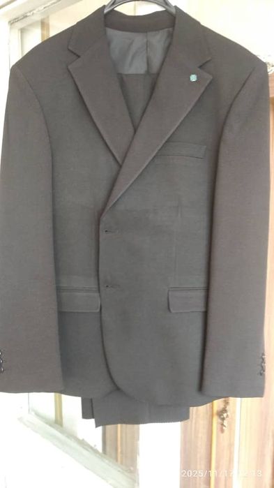 Костюм мужской, новый, Турция