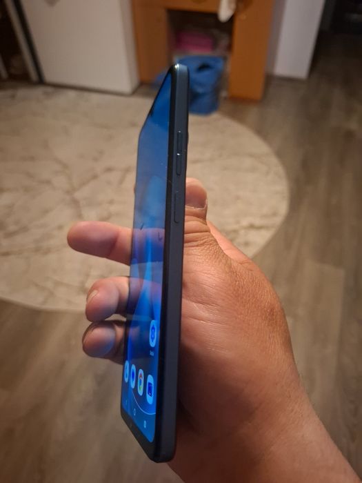 Moto G06 cu 5G, 64GB, impecabil,