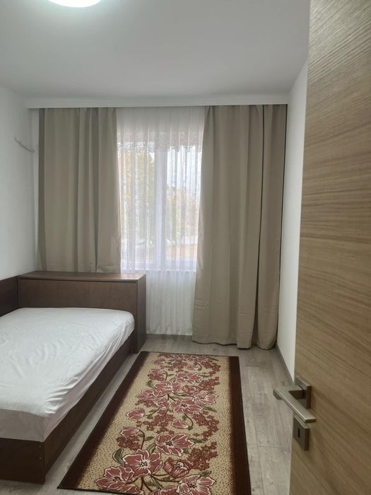 Дава се под наем Тристаен апартамент в Асеновград - 120 кв.м за 484.5 € - Снимка #5