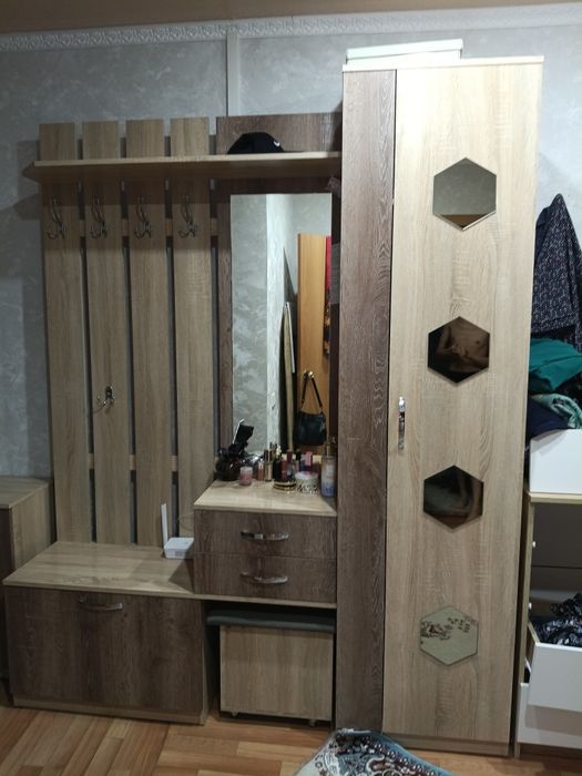 Продам прихожку.