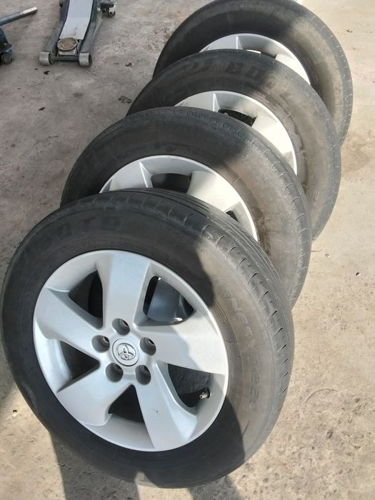 Шины с дисками TOYOTA