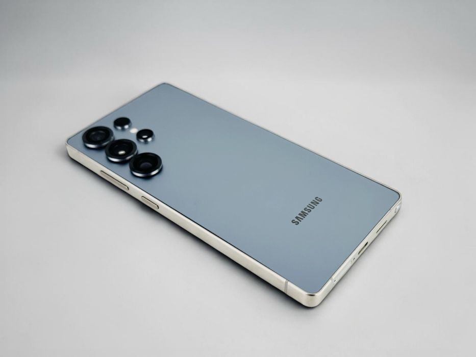 Samsung Galaxy S25 Ultra 5G 512GB 12RAM Silverblue Перфектен! Гаранция!