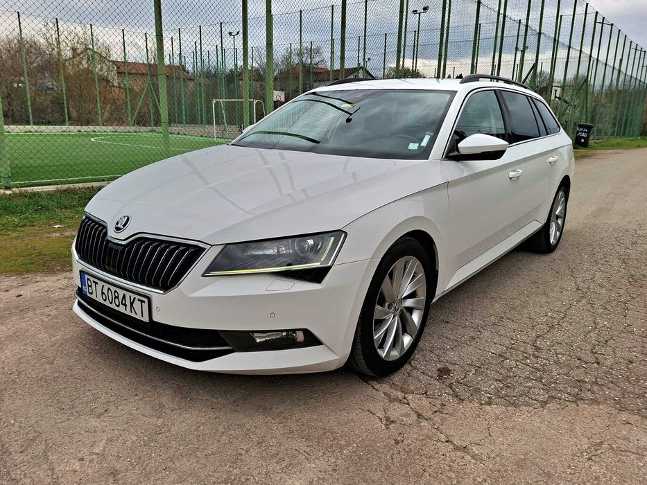 Skoda Superb 1.6TDI Отлично състояние*Здрав*Поддържан