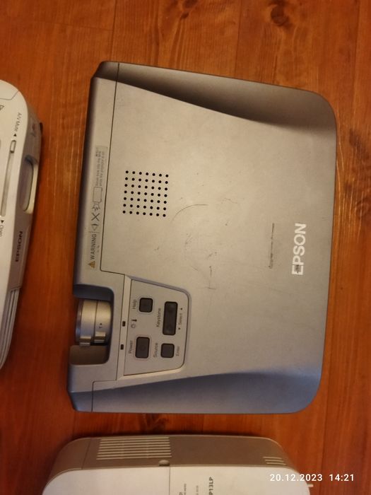 Продам проектора не рабочие