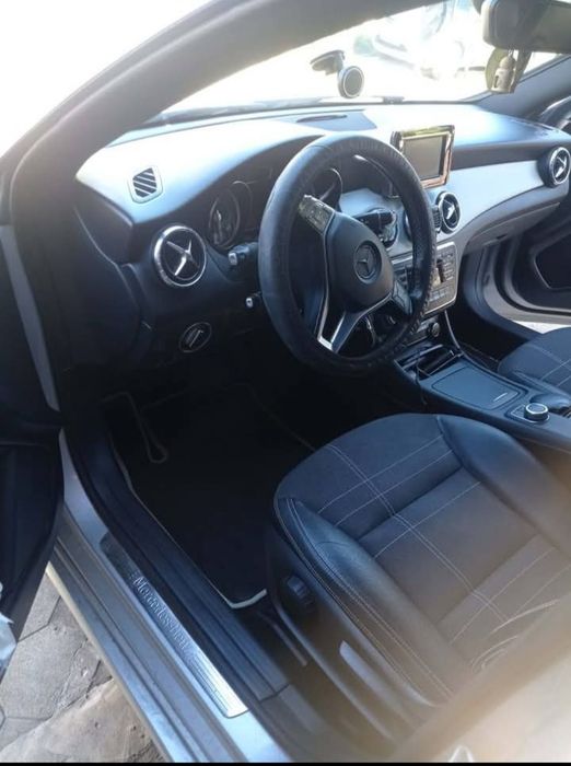 Mercedes CLA 220