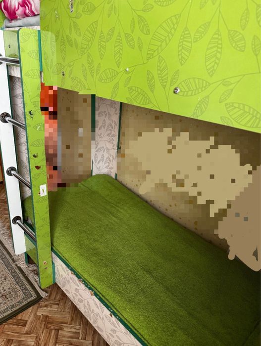 Детская двухъярусная кровать