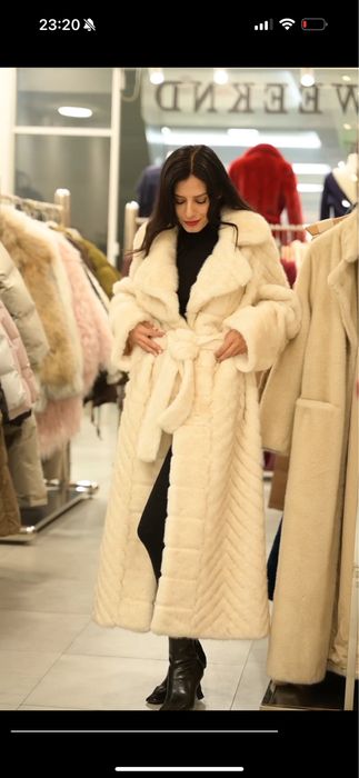 Продам эко шубку НОВУЮ