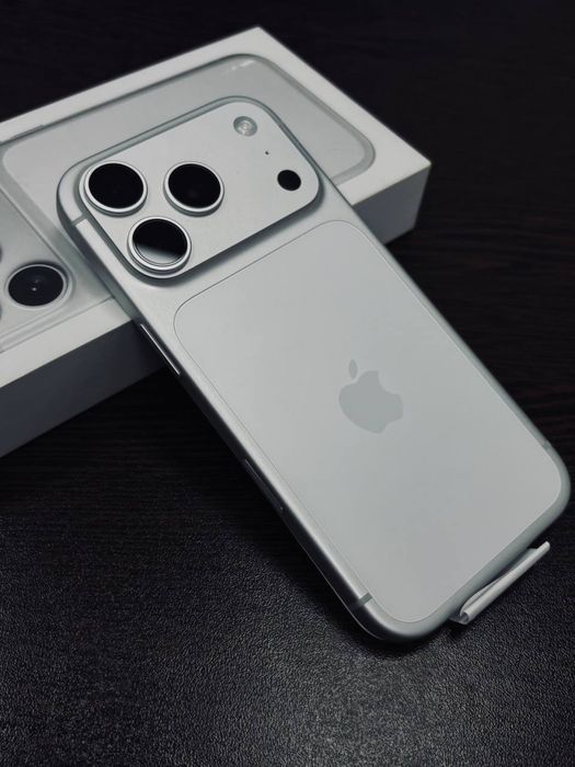 iPhone 17 PRO (256gb) | BaiTime