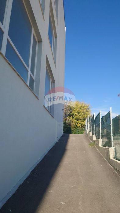 Продава се Промишлена сграда в Варна, Западна промишлена зона - 1621 кв.м за 721 €/кв.м - Снимка #3