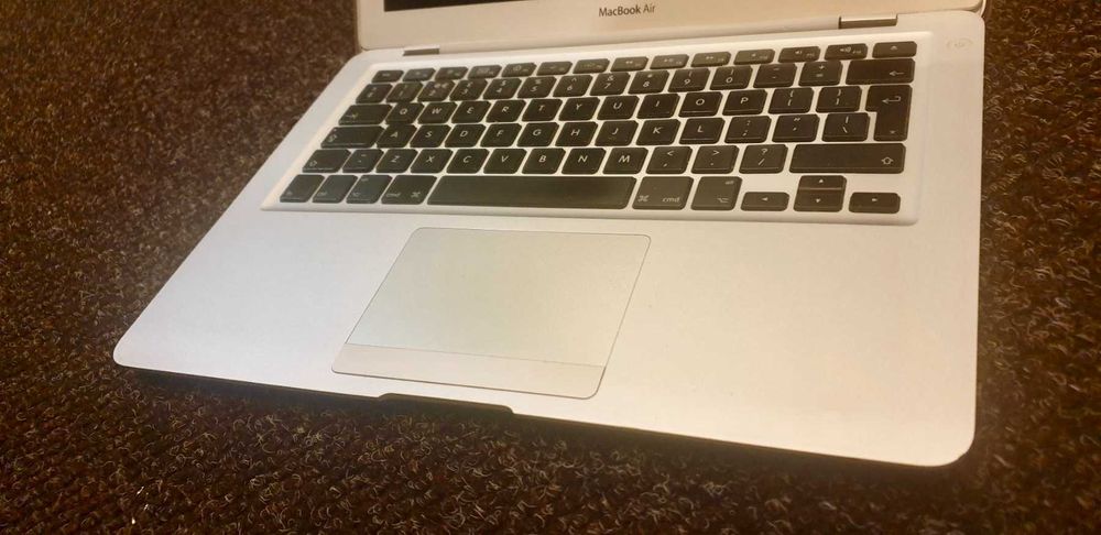 Macbook Air  за части