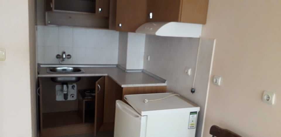 Дава се под наем Едностаен апартамент в Бургас, Възраждане - 38 кв.м за 229.5 € - Снимка #4