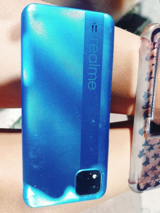 Продам б/у Realme c11 2021