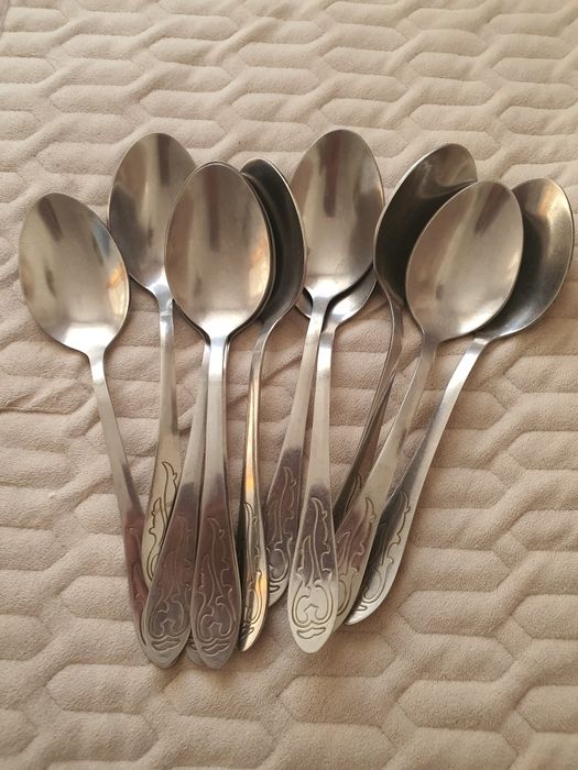 Столовые приборы