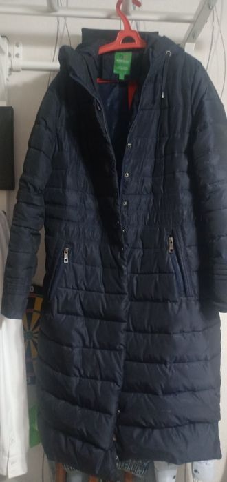 Продам пуховик 50 размер