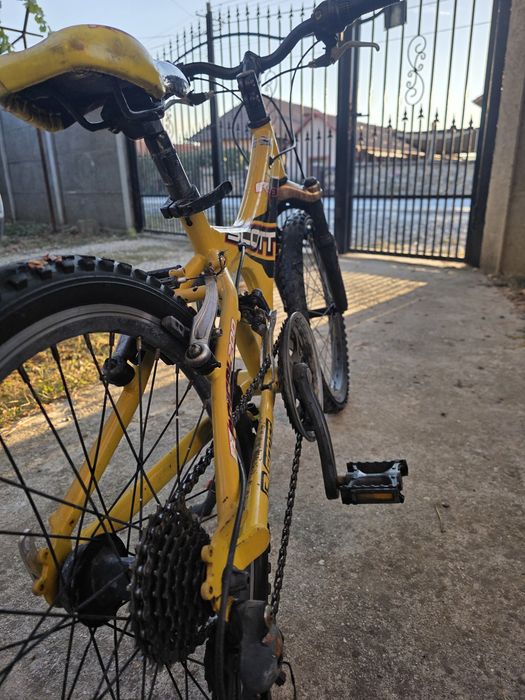 Bicicleta scott radical 200