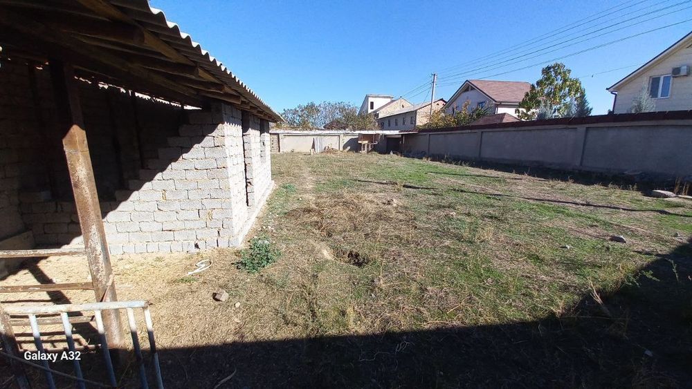 Продаётся земельный участок под строительство  60-соток