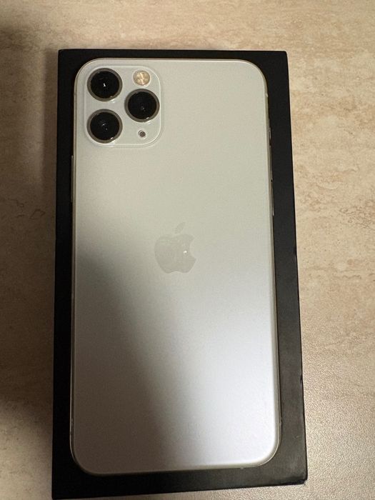 Iphone 11 pro Silver 64gb